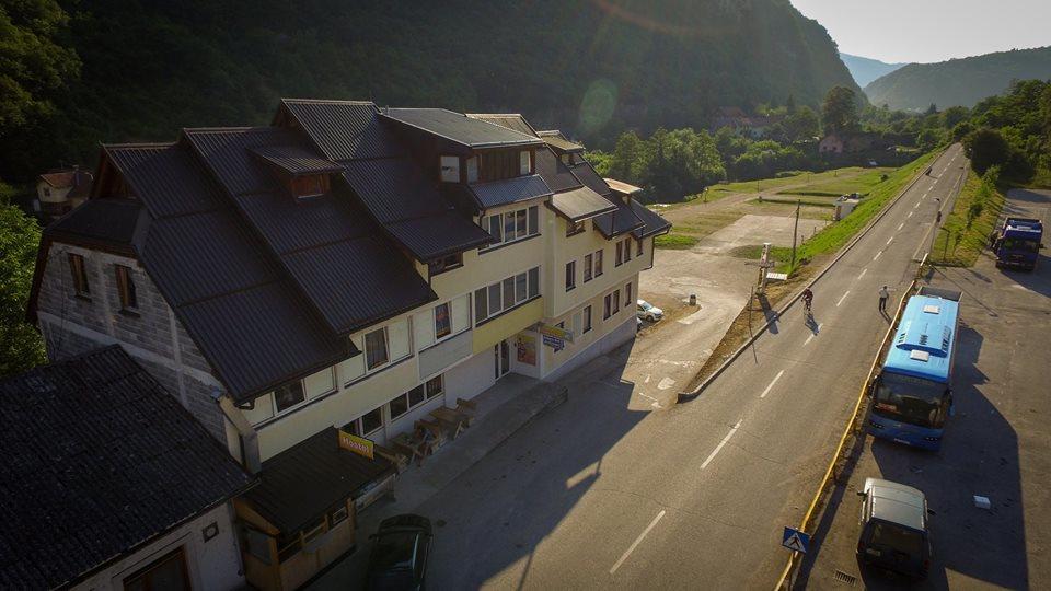 Sobe Sa Kupatilom Jajce Яйце Екстериор снимка